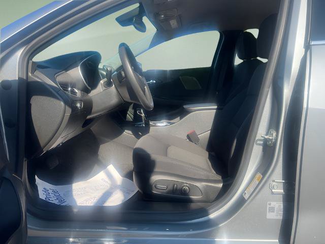 Used 2024 Chevrolet Malibu LT FWD image 11