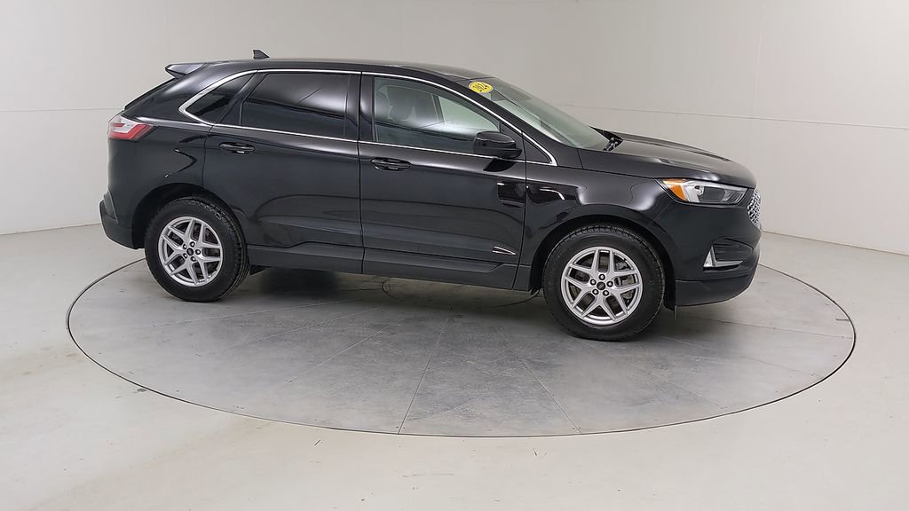 Certified 2024 Ford Edge SEL w/ Convenience Package AWD/4WD image 11