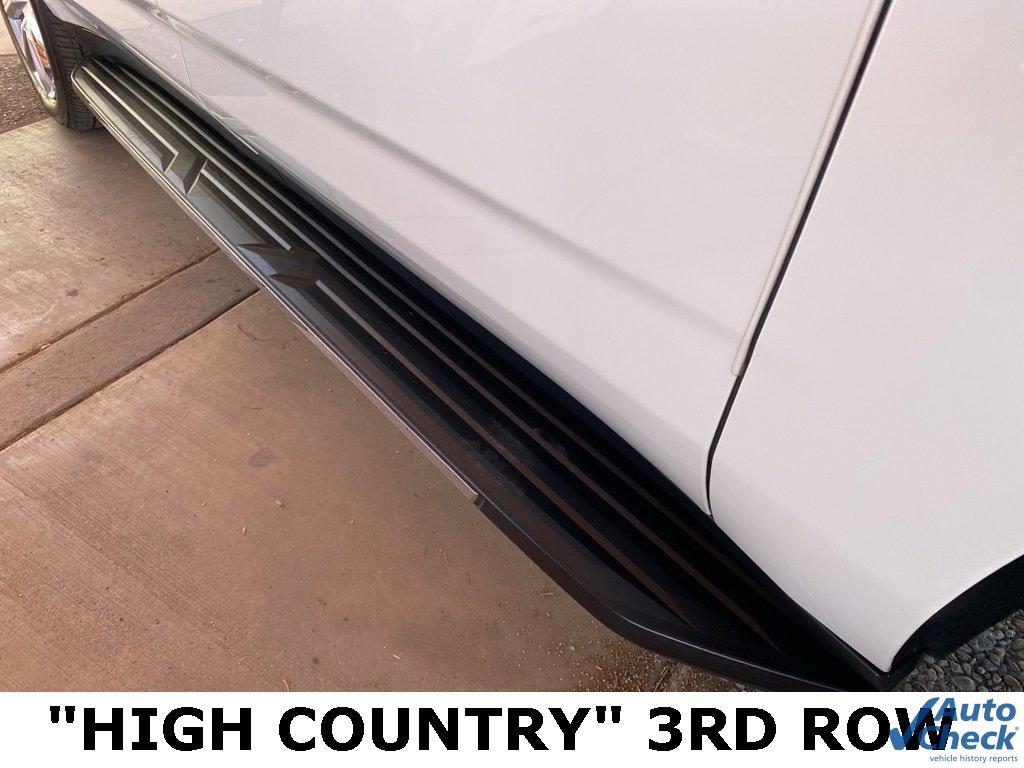 Used 2023 Chevrolet Suburban High Country image 19