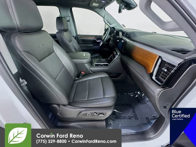 Used 2025 GMC Sierra 3500 Denali w/ Denali Reserve Package AWD/4WD image 32