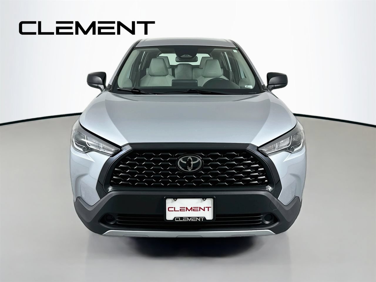 Used 2024 Toyota Corolla Cross L FWD image 3