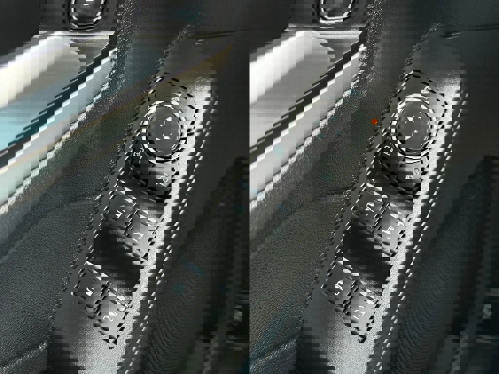 Certified 2022 Ford Escape SEL image 18