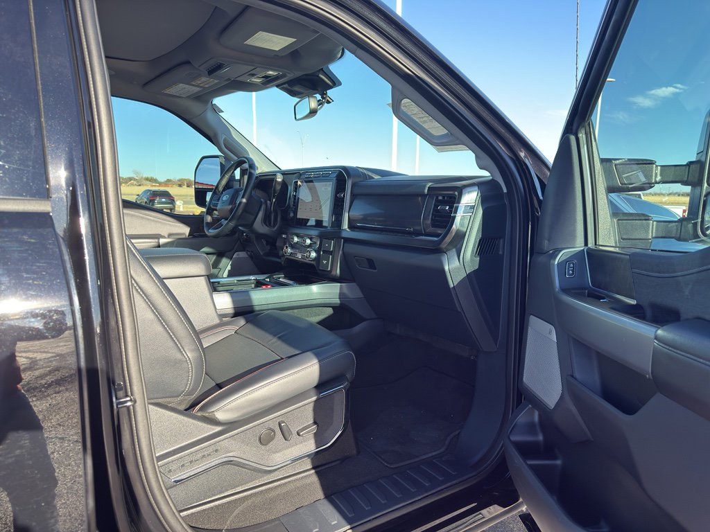 Certified 2023 Ford F250 Lariat w/ Lariat Ultimate Package image 10