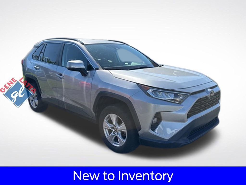 Used 2021 Toyota RAV4 XLE AWD/4WD video 1