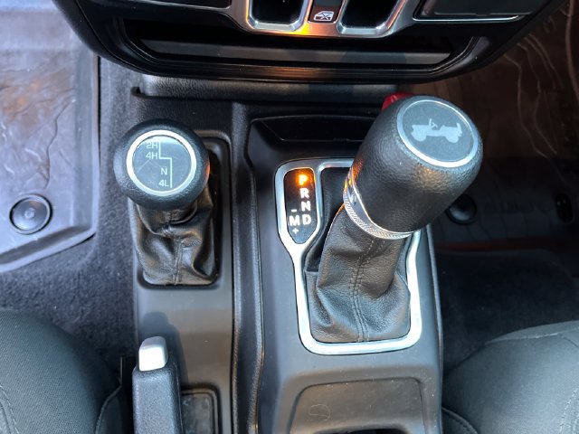 Used 2021 Jeep Wrangler Unlimited Sport AWD/4WD image 36