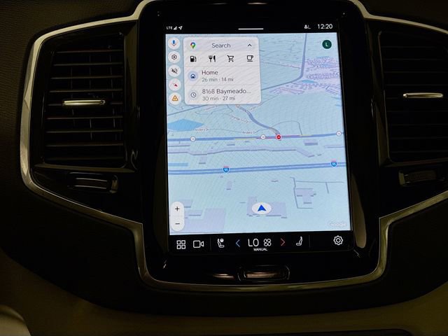 Used 2023 Volvo XC90 B6 Plus w/ Protection Package Premier image 16