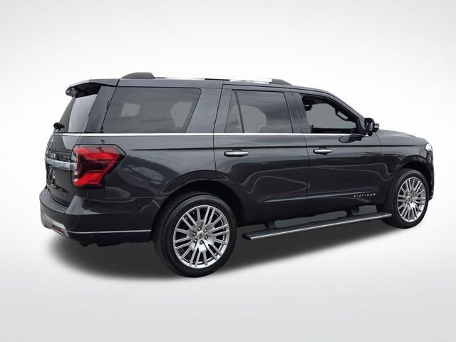 Certified 2024 Ford Expedition Platinum image 5