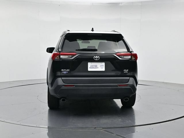 Used 2023 Toyota RAV4 XLE AWD/4WD image 8