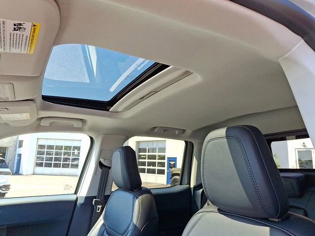 Certified 2024 Ford Maverick Lariat w/ Black Appearance Package FWD image 14