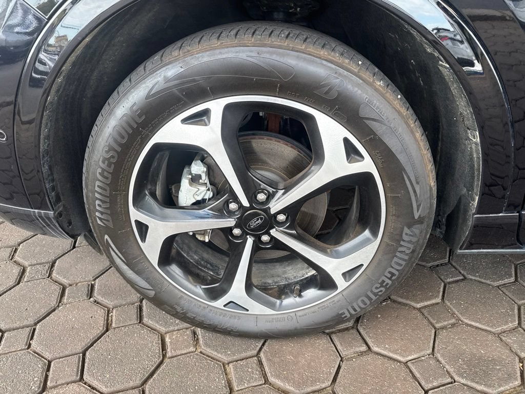 Certified 2023 Ford Escape ST-Line Elite w/ Premium Technology Package AWD/4WD image 12