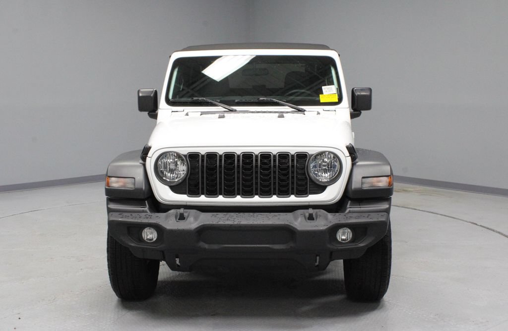 Used 2024 Jeep Wrangler Sport AWD/4WD image 5