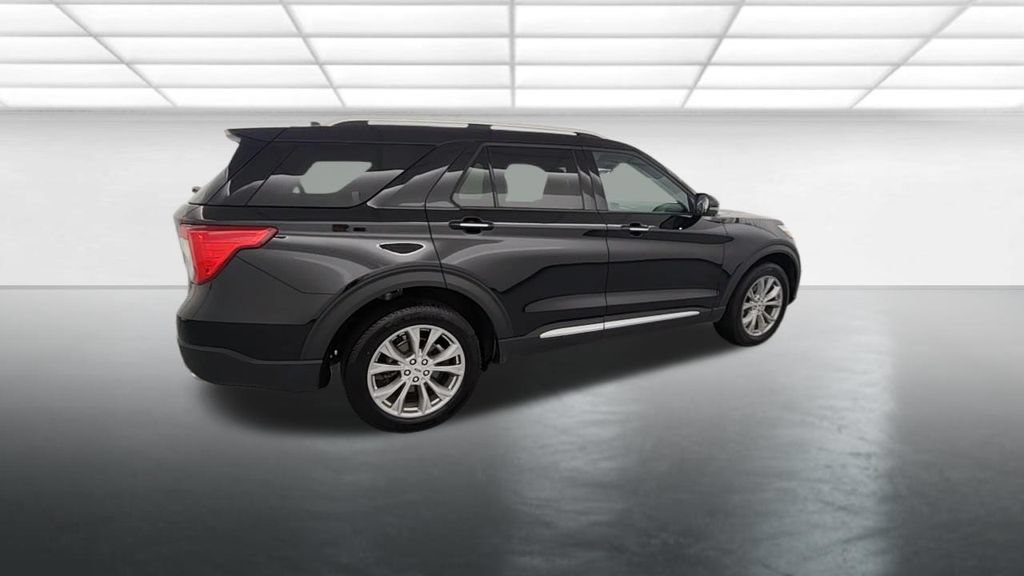 Certified 2024 Ford Explorer Limited w/ Equipment Group 301A AWD/4WD image 9