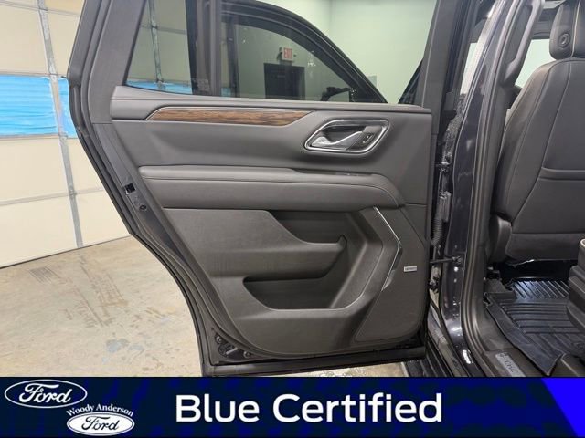 Used 2024 Chevrolet Tahoe Premier w/ Premium Package image 26