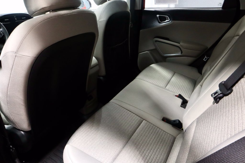 Used 2025 Kia Soul EX FWD image 22