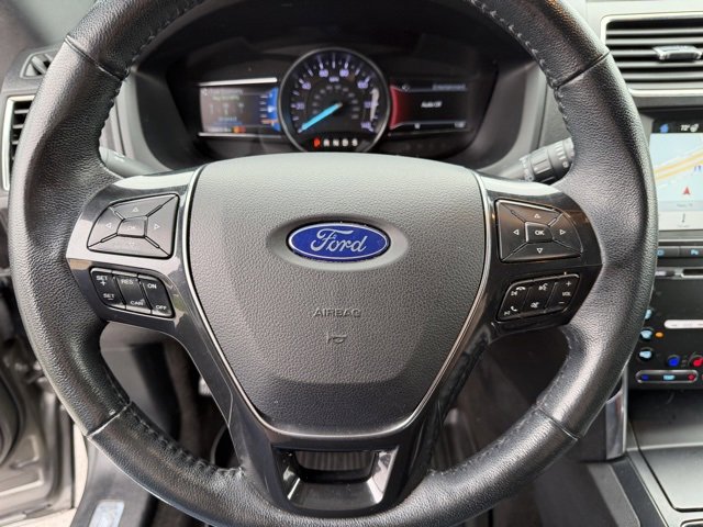 Certified 2018 Ford Explorer Limited image 15