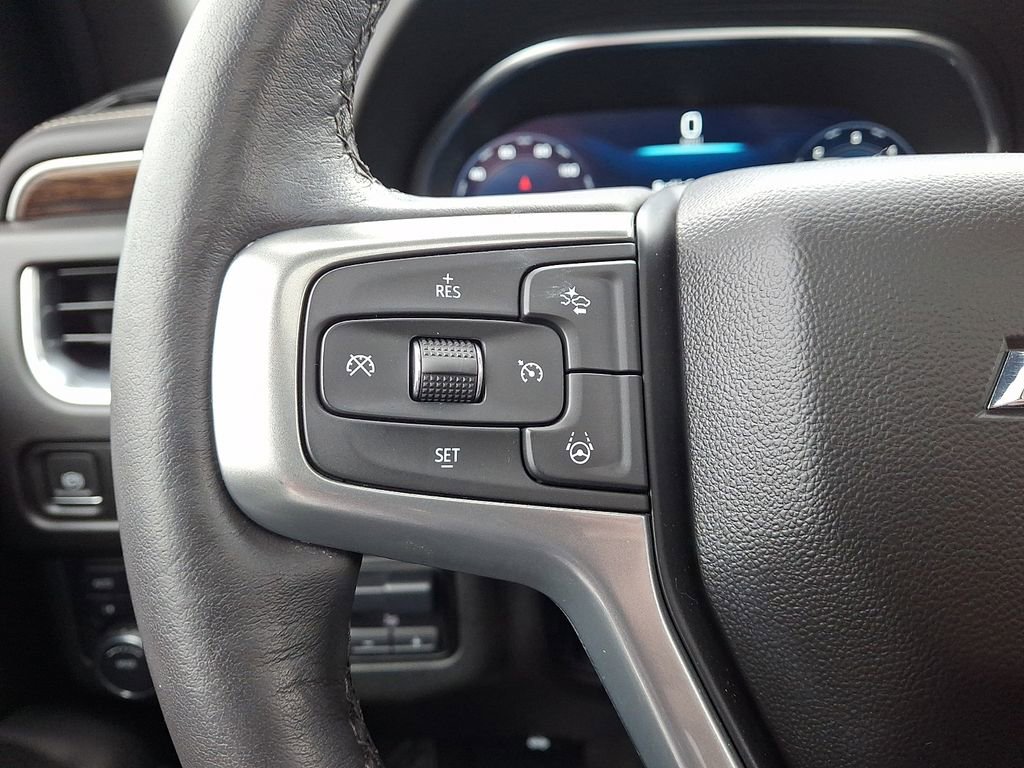 Used 2023 Chevrolet Tahoe Premier w/ Advanced Technology Package image 25