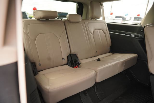 Certified 2024 Ford Expedition Max Limited AWD/4WD image 16