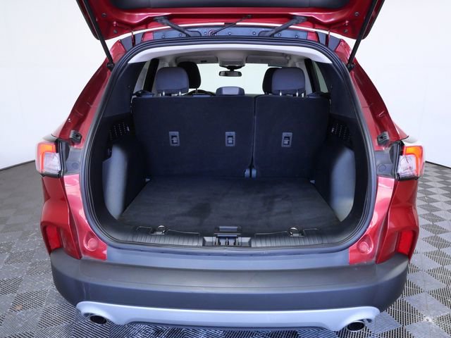 Certified 2022 Ford Escape SE w/ Cold Weather Package AWD/4WD image 9