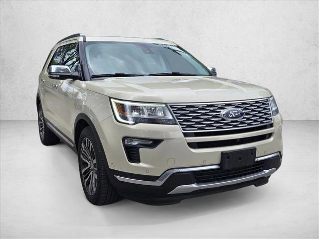 Certified 2018 Ford Explorer Platinum AWD/4WD image 3