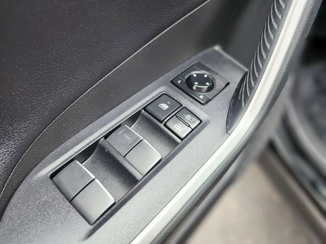 Used 2020 Toyota RAV4 Limited image 17