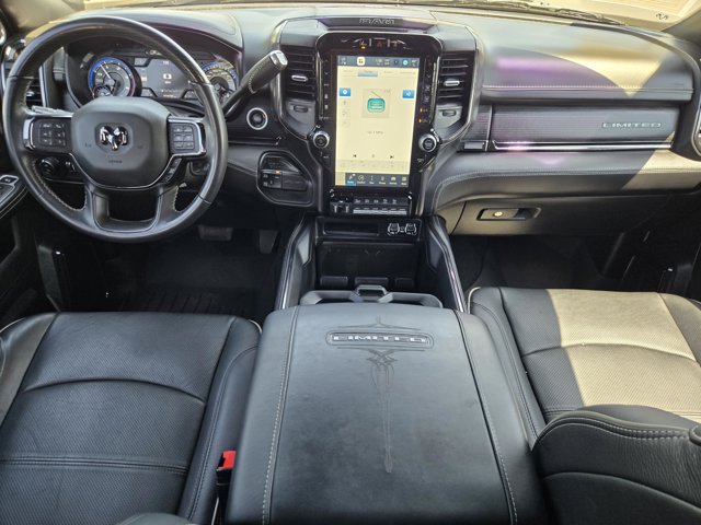 Used 2022 RAM 3500 Limited AWD/4WD image 12