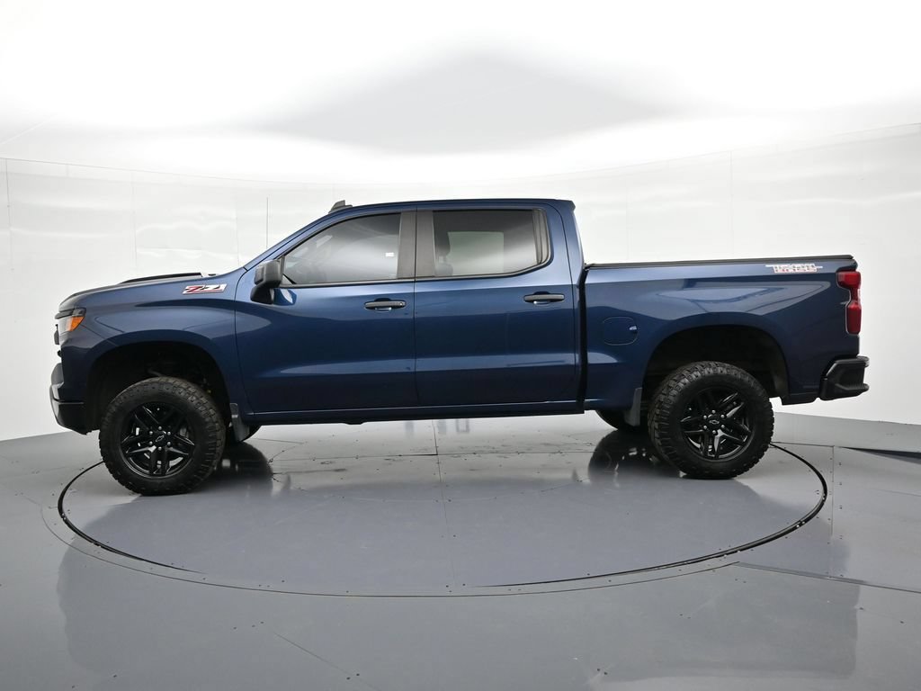 Used 2023 Chevrolet Silverado 1500 Custom Trail Boss AWD/4WD image 9