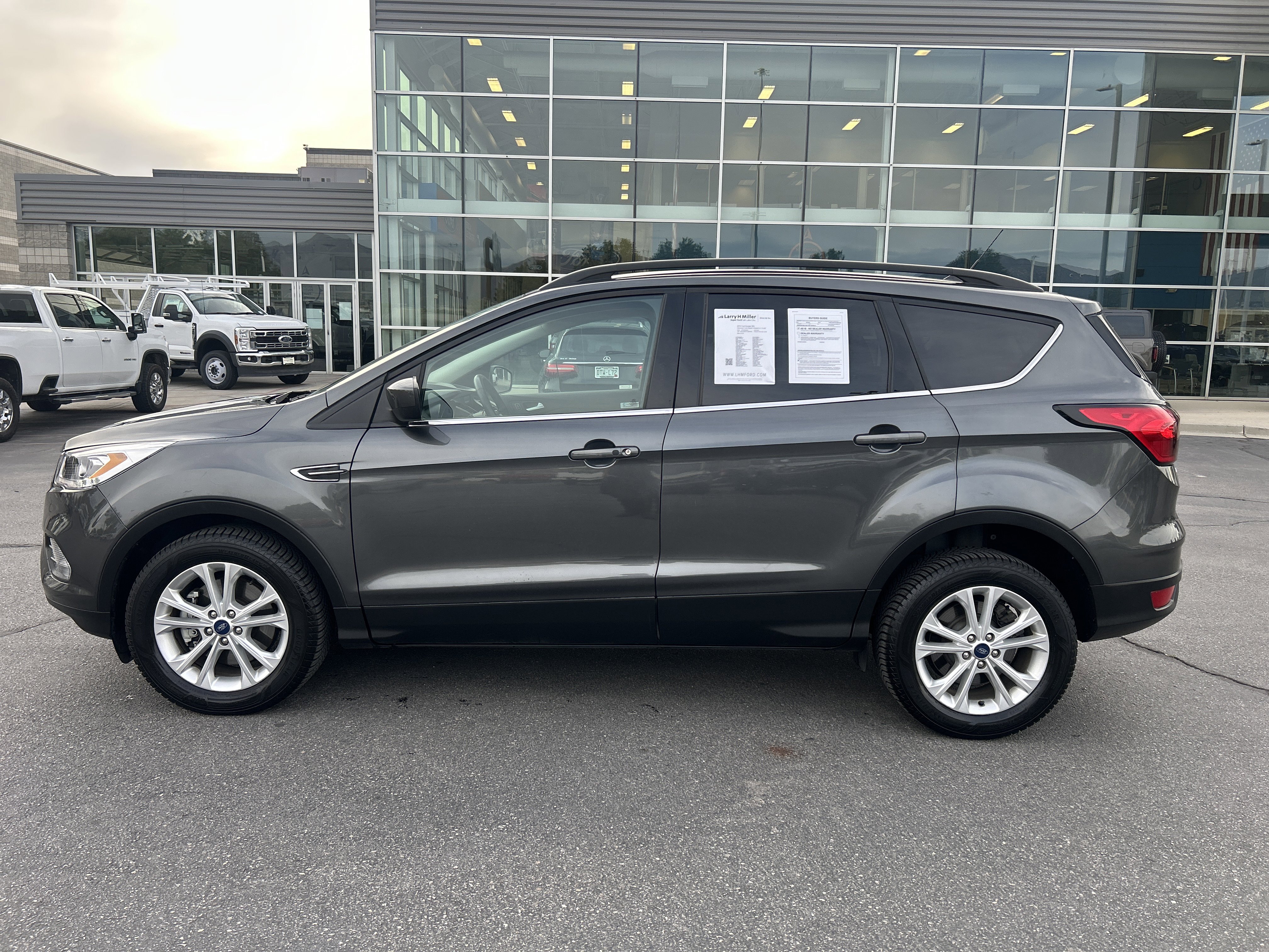 Certified 2019 Ford Escape SEL AWD/4WD image 3