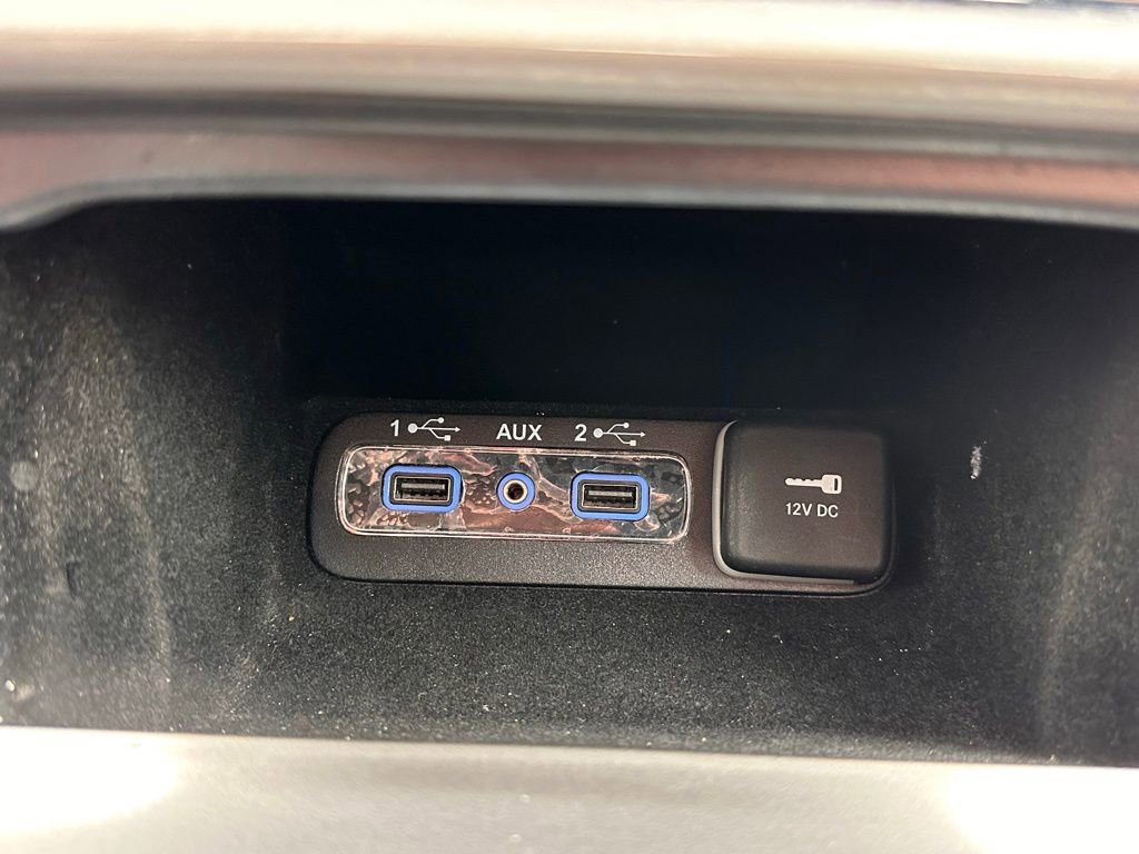 Used 2019 Jeep Grand Cherokee Limited AWD/4WD image 32