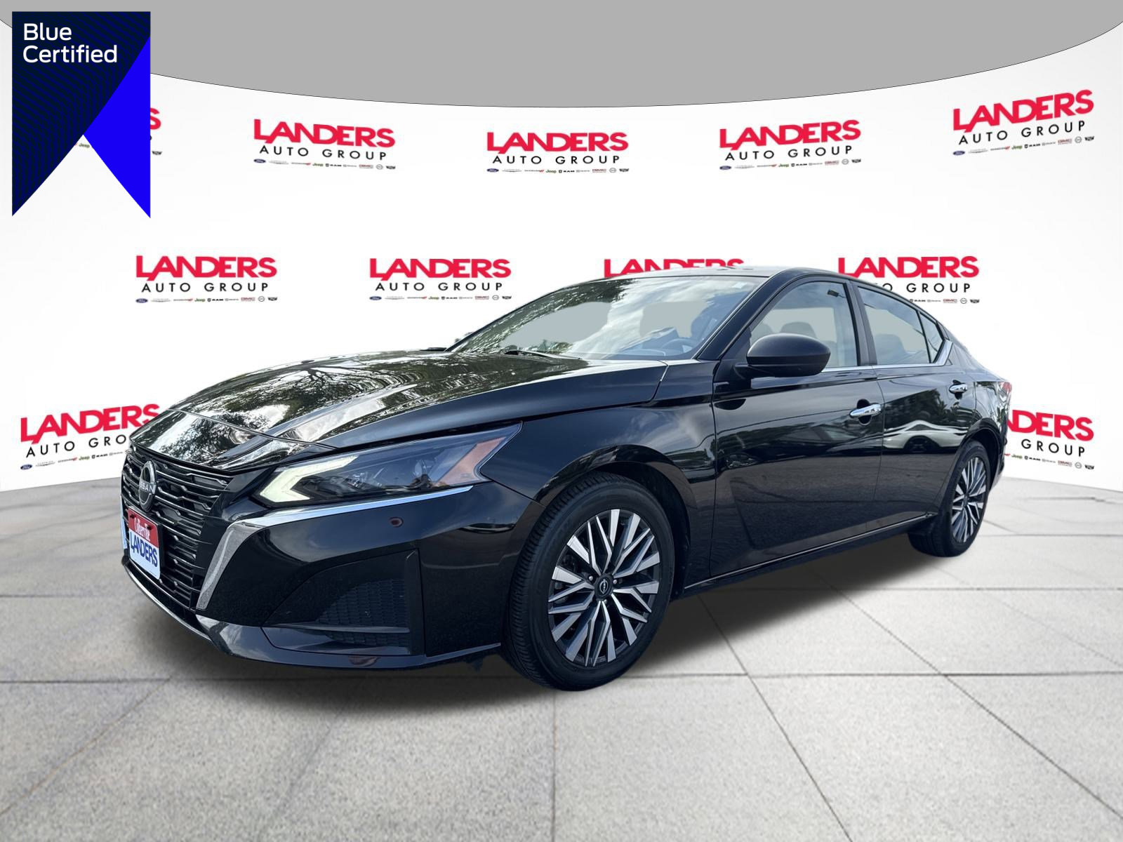 Used 2024 Nissan Altima 2.5 SV image 1