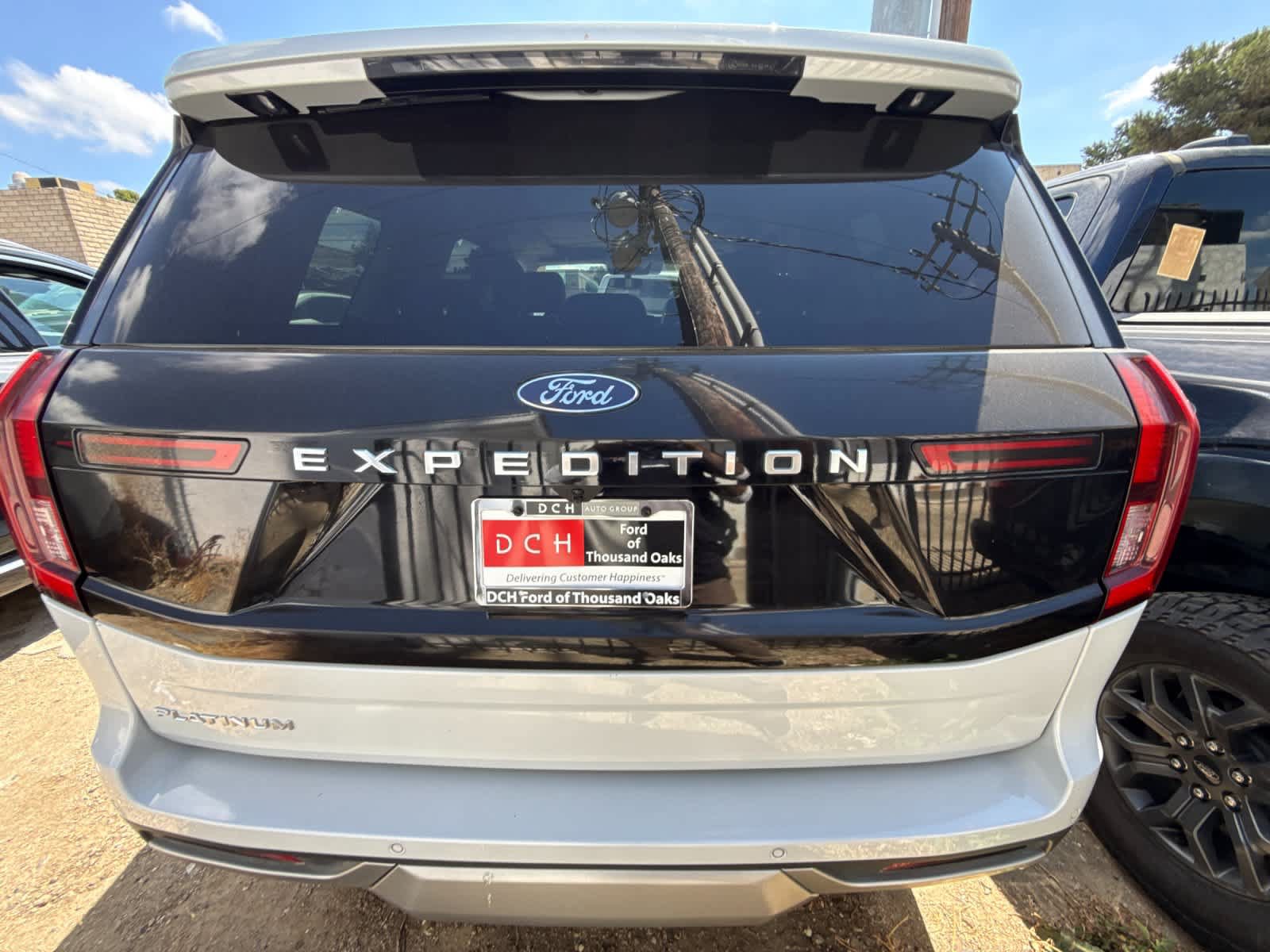 Certified 2025 Ford Expedition Platinum AWD/4WD image 5