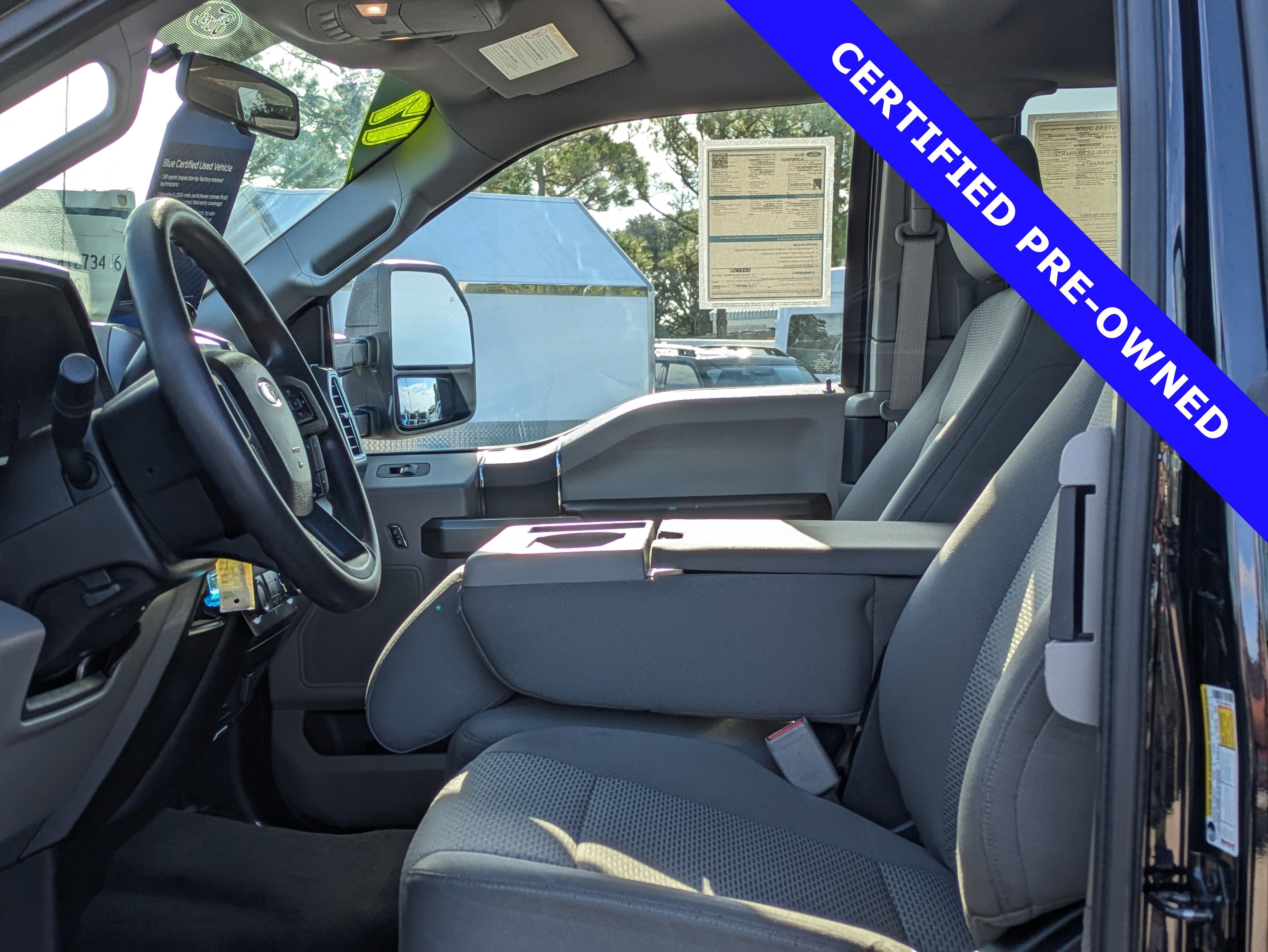 Certified 2017 Ford F250 XLT w/ XLT Value Package image 16