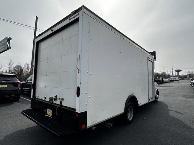 Used 2022 Chevrolet Express 3500 w/ Power Convenience Package image 7