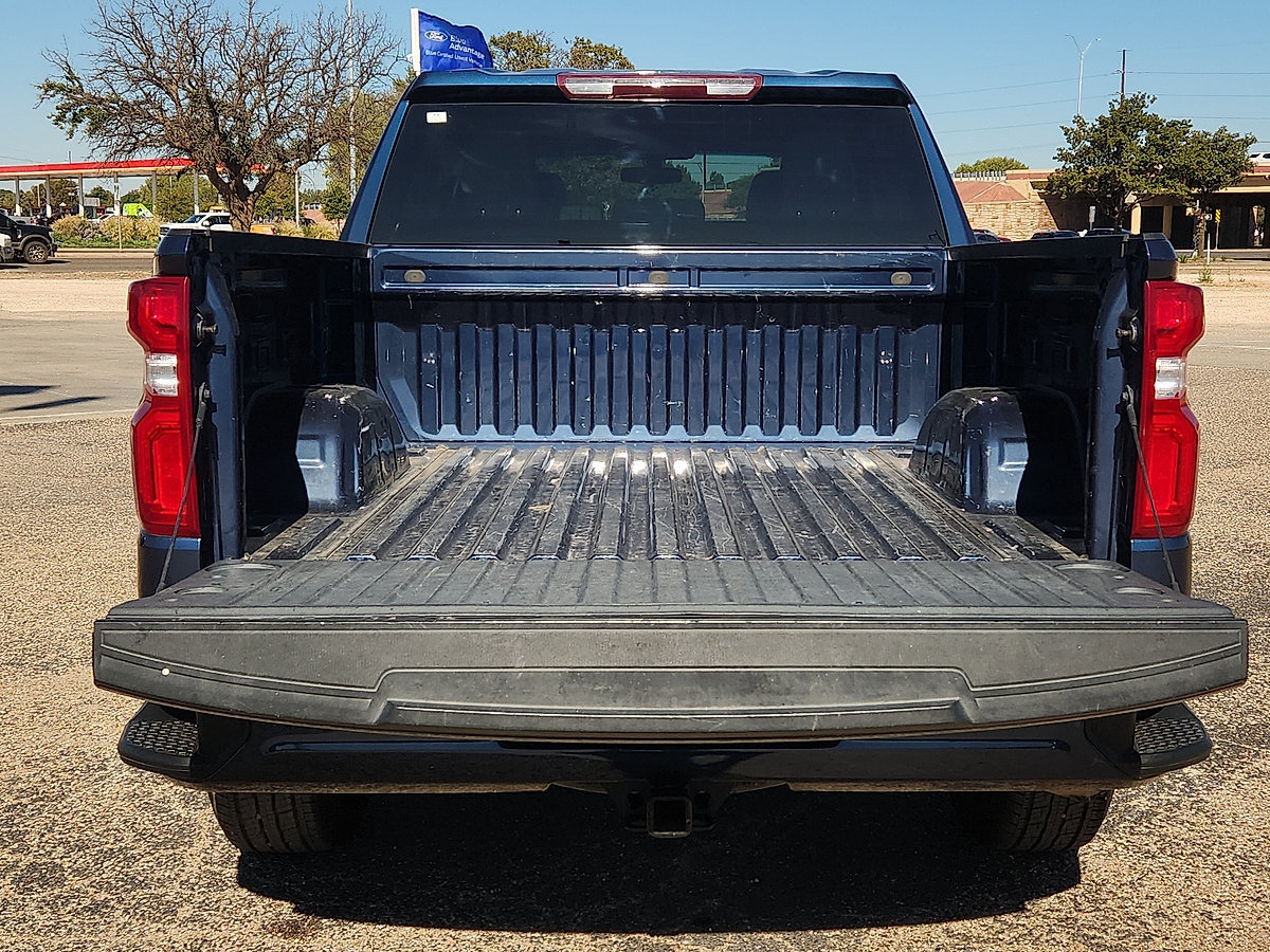 Used 2022 Chevrolet Silverado 1500 Custom RWD image 10