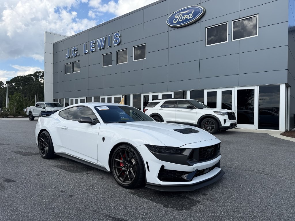 Certified 2025 Ford Mustang Dark Horse w/ Dark Horse Handlin Package RWD image 2