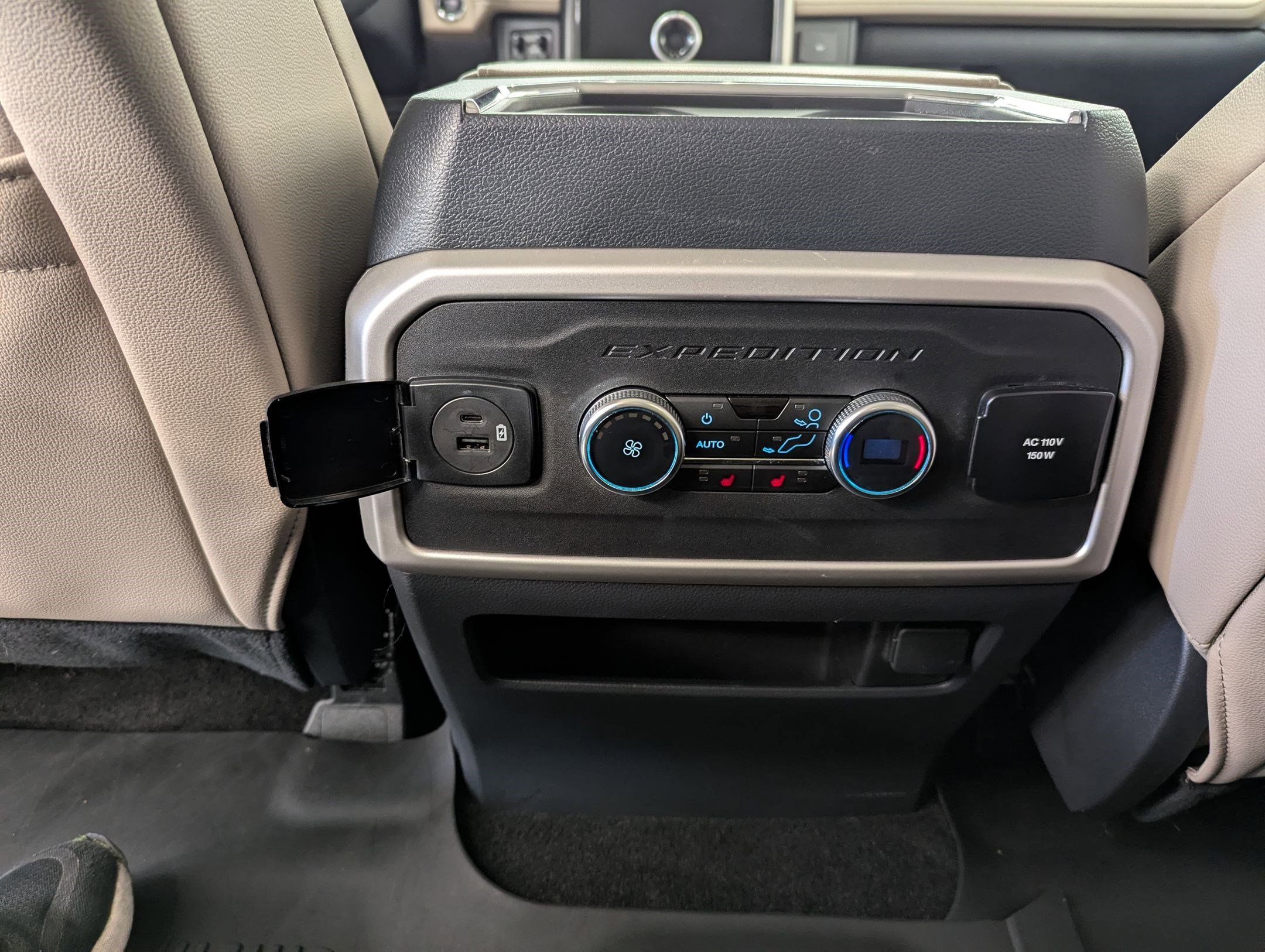 Certified 2023 Ford Expedition Limited image 21