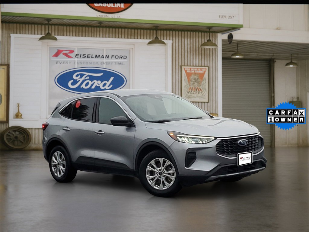 Certified 2024 Ford Escape Active w/ Tech Pack #1 image 1