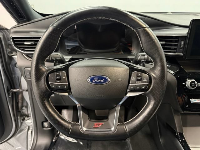 Certified 2022 Ford Explorer ST AWD/4WD image 22