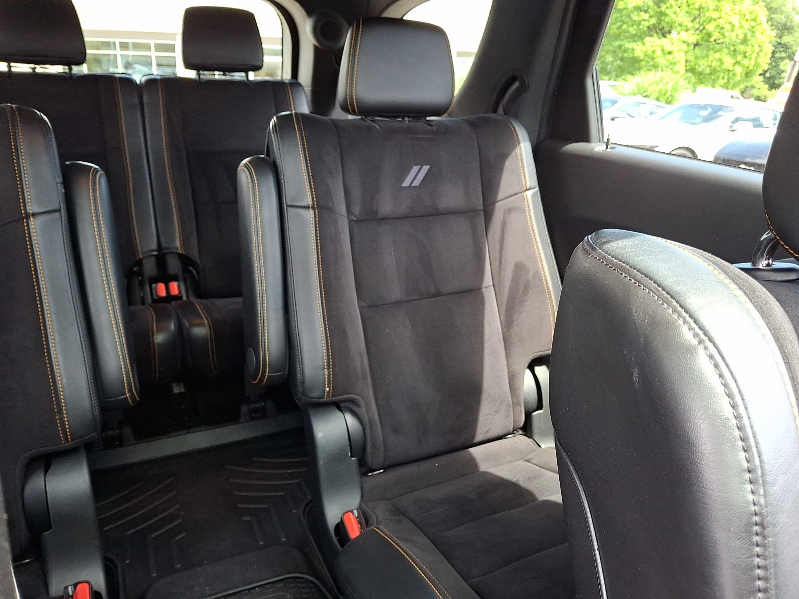 Used 2023 Dodge Durango R/T w/ Hemi Orange Plus Package AWD/4WD image 19