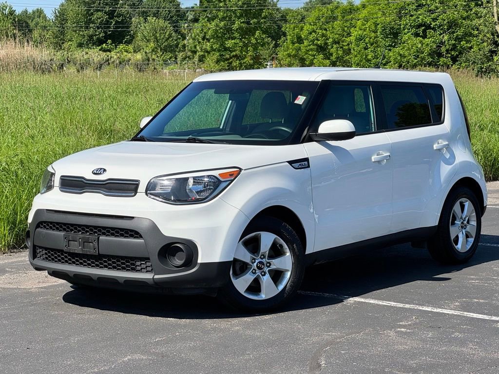 Used 2019 Kia Soul FWD image 2