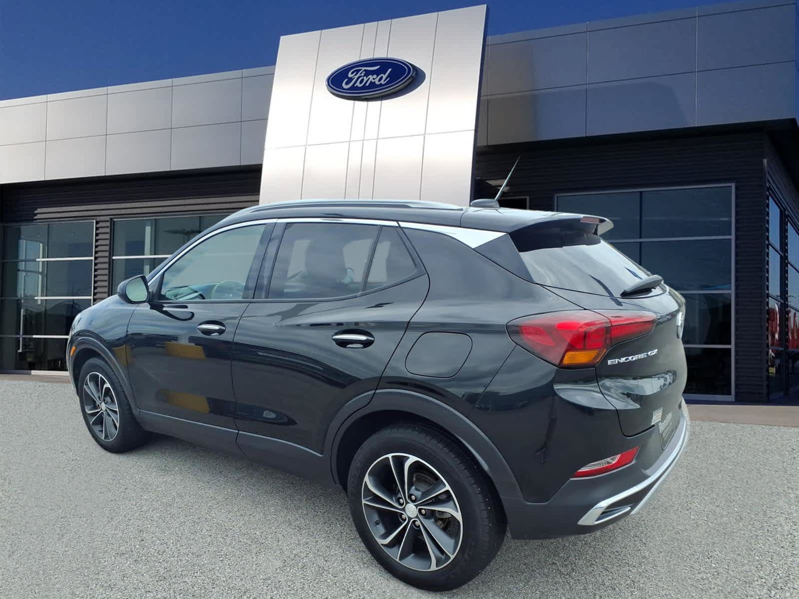 Used 2020 Buick Encore GX Essence FWD image 3