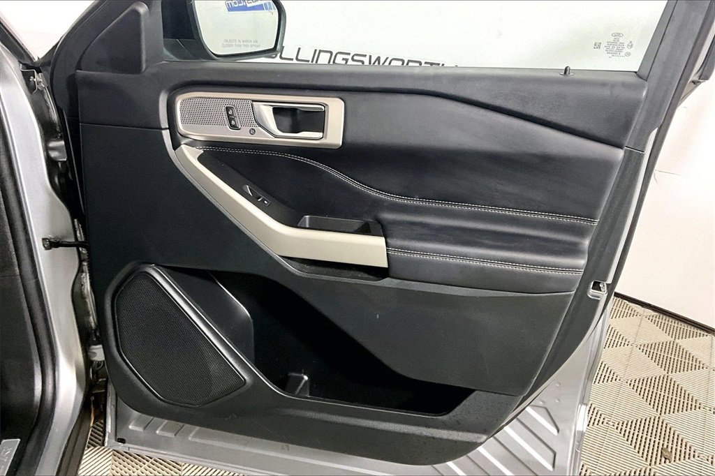 Certified 2024 Ford Explorer Limited image 19
