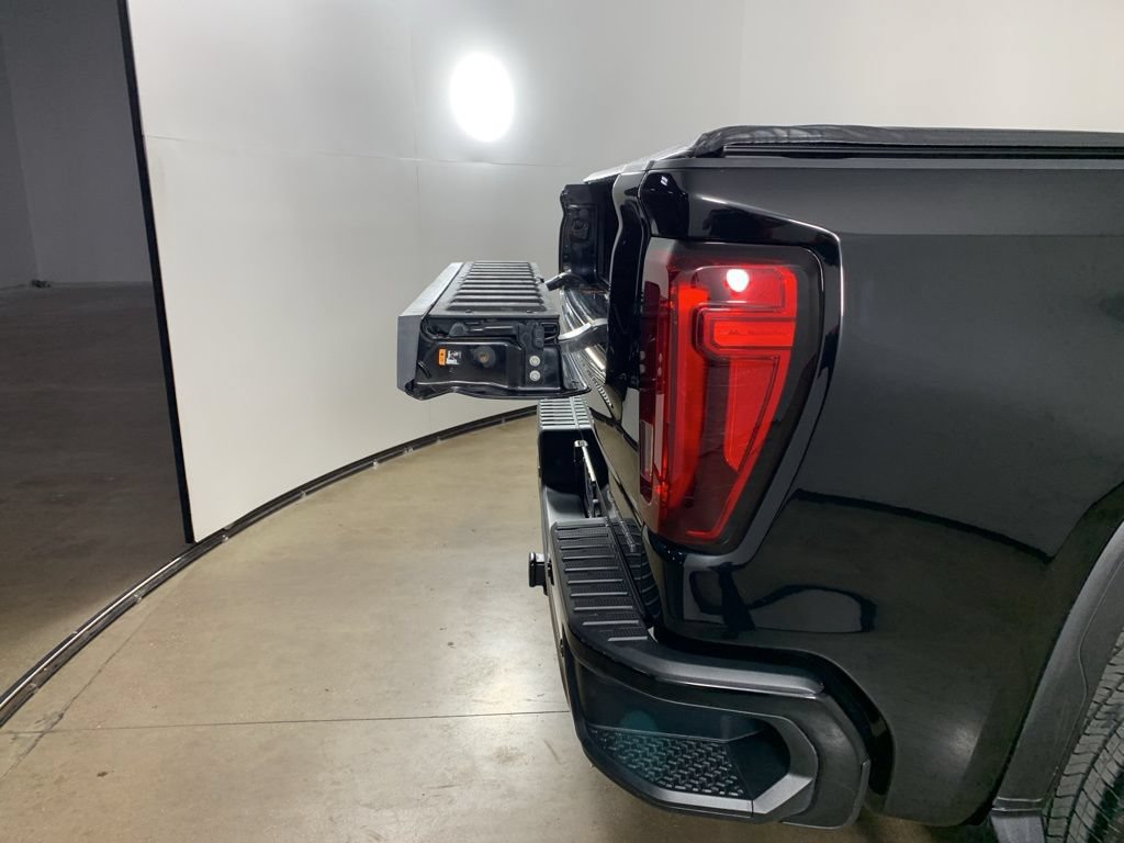 Used 2024 GMC Sierra 1500 Denali w/ Denali Reserve Package AWD/4WD image 13