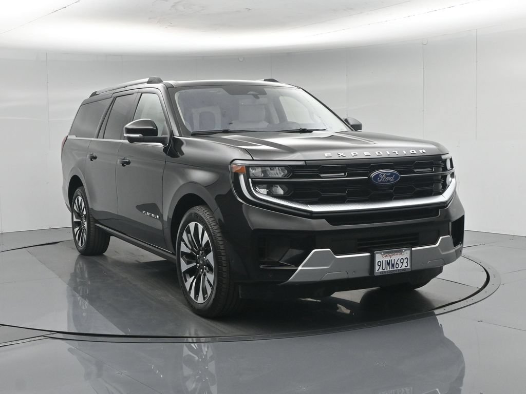Certified 2025 Ford Expedition Max Platinum w/ Driver's Package AWD/4WD image 63