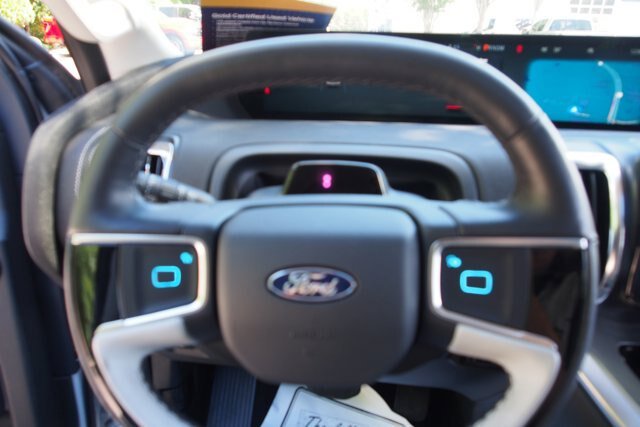 Certified 2025 Ford Expedition Platinum w/ Driver's Package AWD/4WD image 26