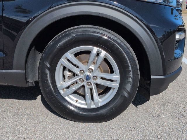 Certified 2024 Ford Explorer XLT w/ Equipment Group 202A image 11