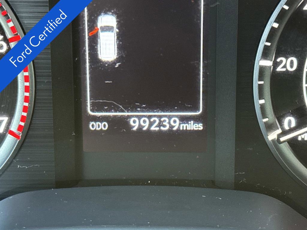 Used 2020 Lexus GX 460 Premium image 2