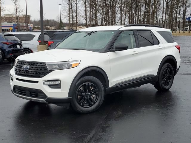 Certified 2024 Ford Explorer XLT w/ Equipment Group 202A image 5