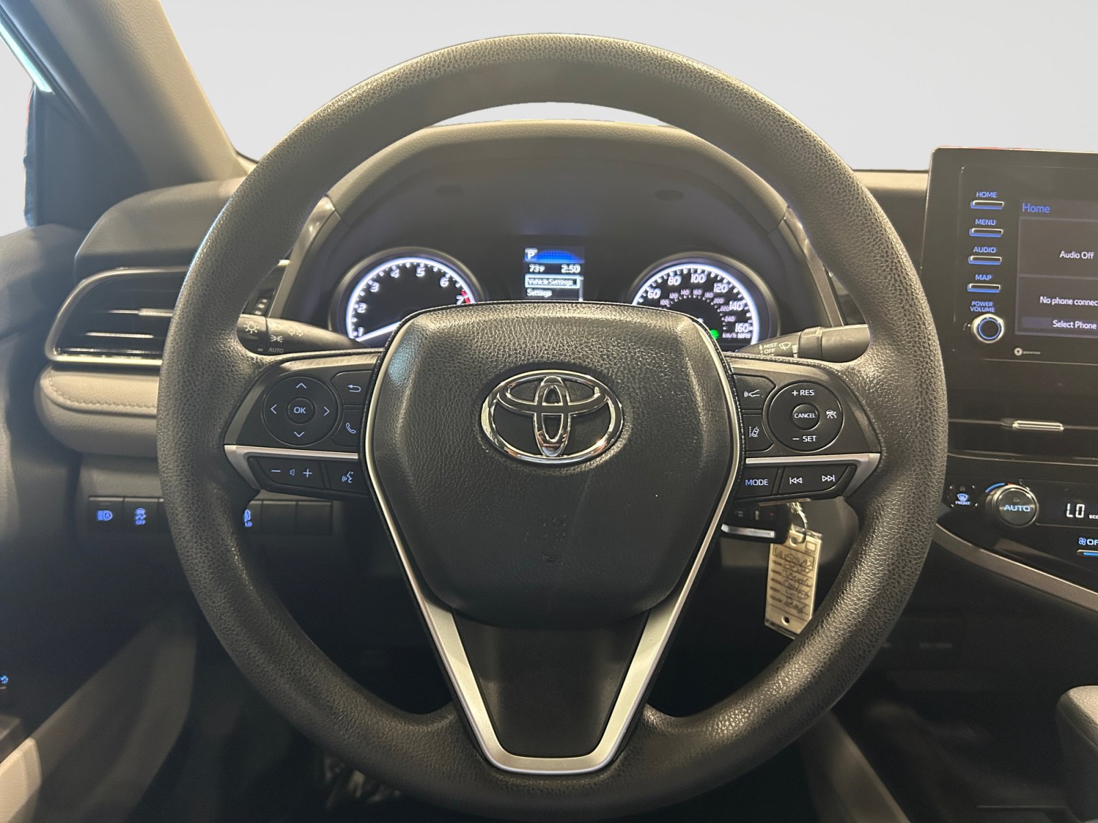 Used 2024 Toyota Camry LE FWD image 13