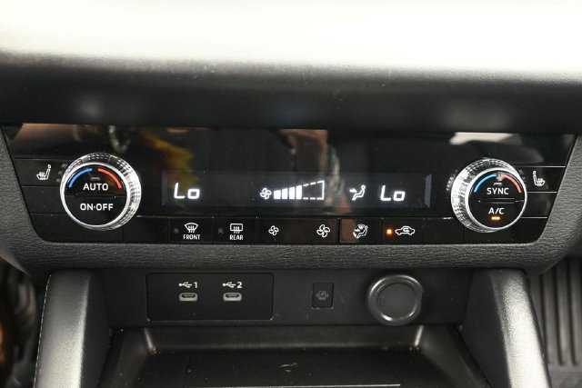 Used 2025 Mitsubishi Outlander SE FWD image 22