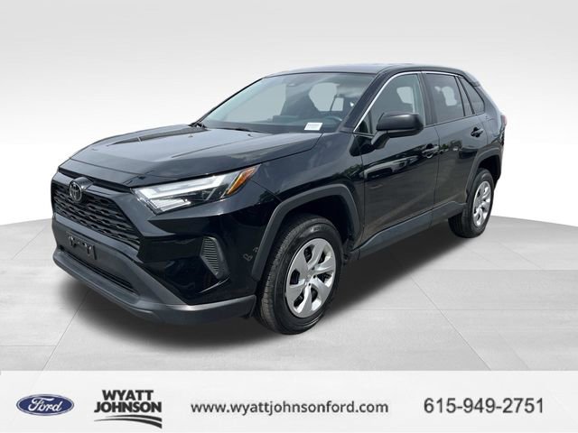 Used 2024 Toyota RAV4 LE AWD/4WD image 7